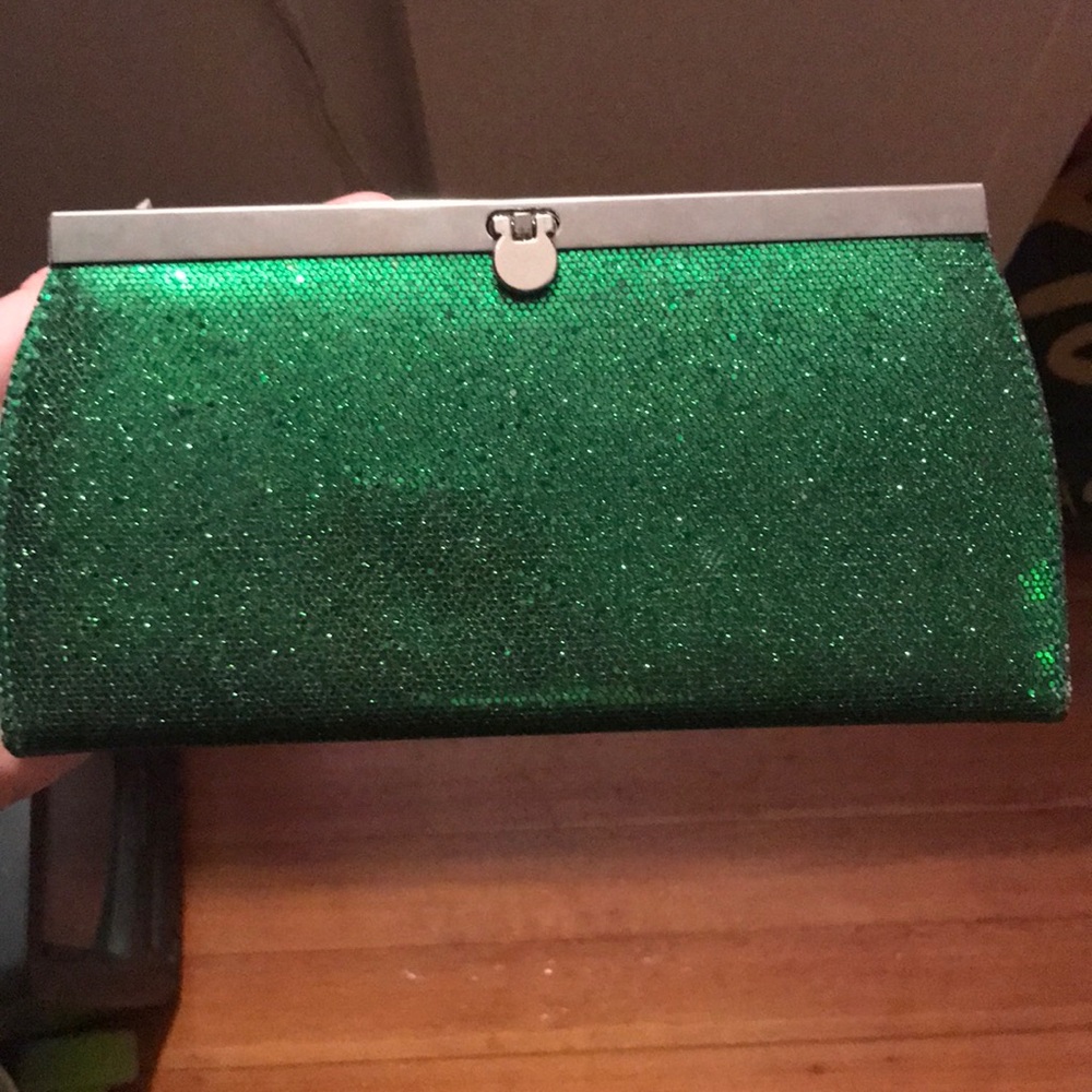 Emerald Green Clutch💚
